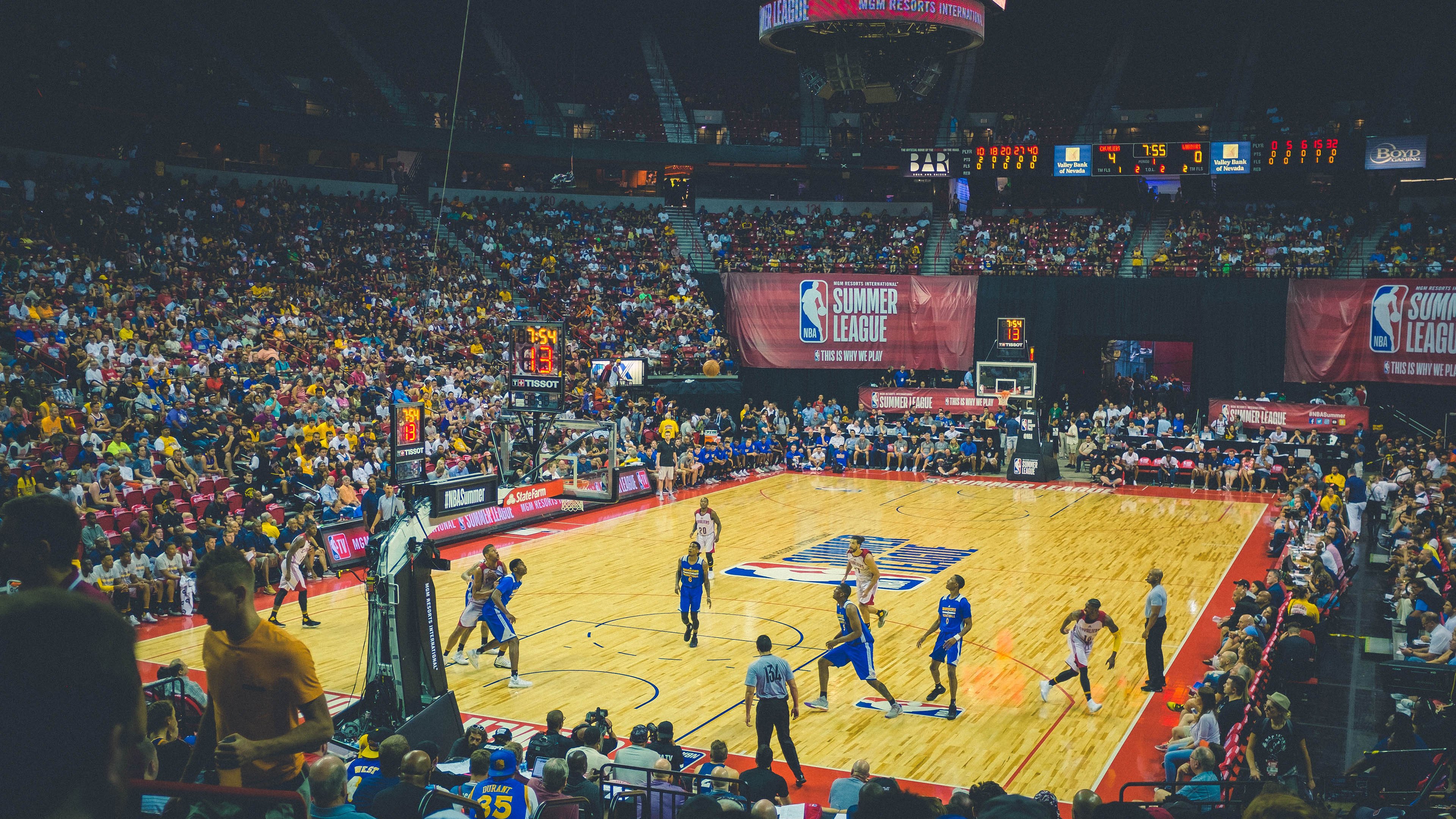 乔治谈战术多样性对季后赛走得更远有帮助,乔治的防守有多好